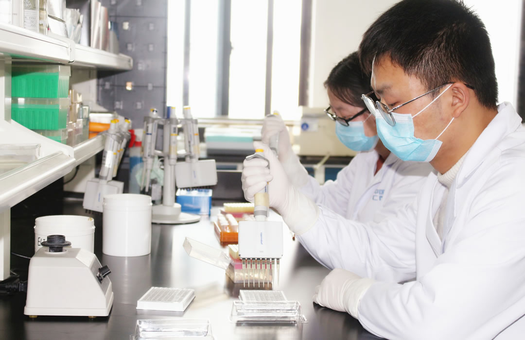 產(chǎn)品質(zhì)量是企業(yè)的生命，使用對象是自己的親人